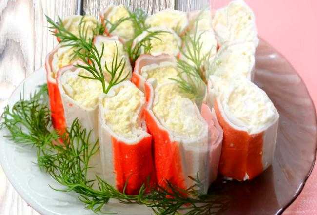 Крабовые палочки фаршированные разными начинками - лучшие народные рецепты еды от сafebabaluba.ru