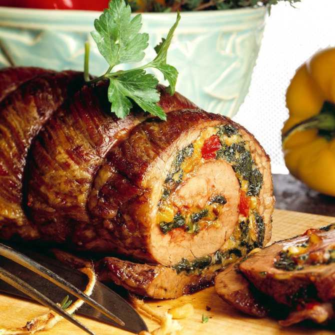 Свинина, фаршированная курагой и каперсами в горчичной панировке - кулинарный рецепт с пошаговыми инструкциями | foodini