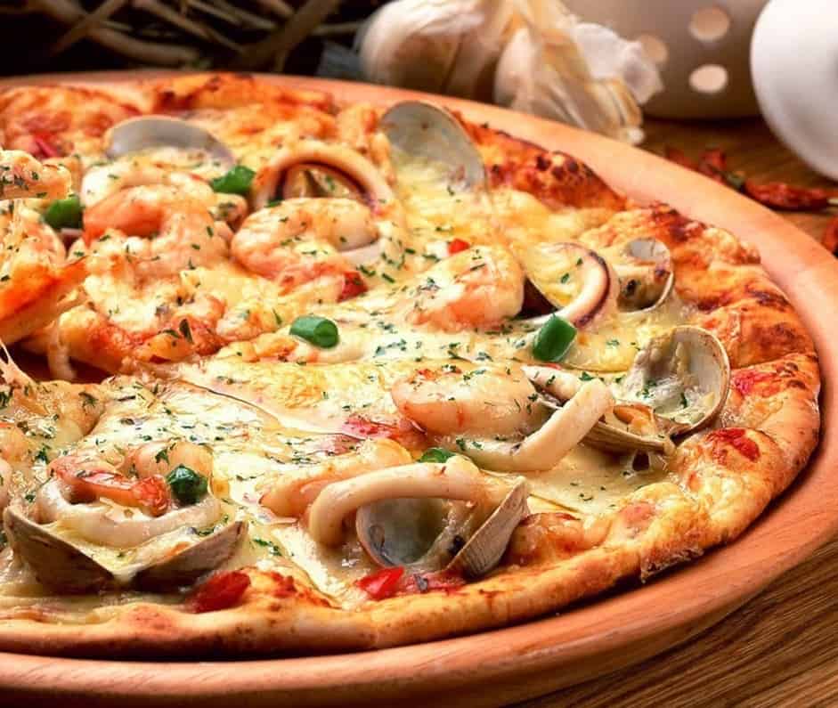 Готовь пиццу с морепродуктами в духовке: поиск по ингредиентам, советы, отзывы, пошаговые фото, подсчет калорий, удобная печать, изменение порций, похожие рецепты