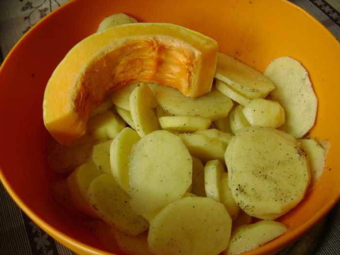 Картошка с тыквой в духовке запеченная рецепт с фото пошагово и видео - 1000.menu