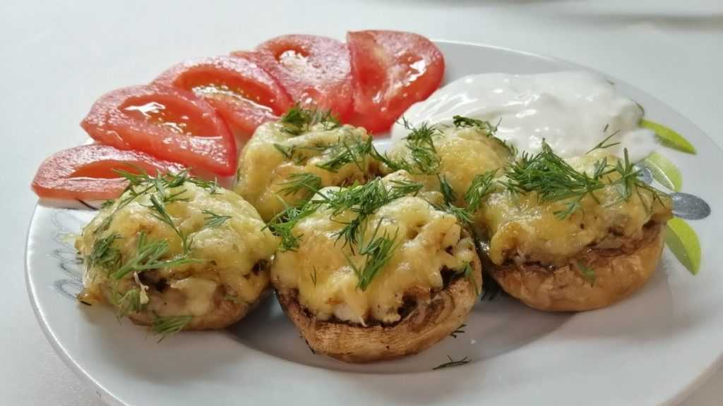 Фаршированные грибы шампиньоны в духовке с сыром (лучшие рецепты шампиньонов с начинкой) — самый смак