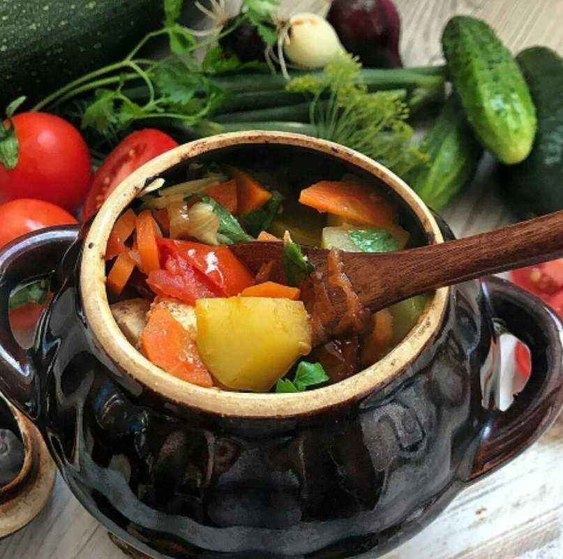 Рагу в горшочках в духовке: рецепты и секреты. как приготовить овощное, мясное, грибное рагу в горшочках в духовке