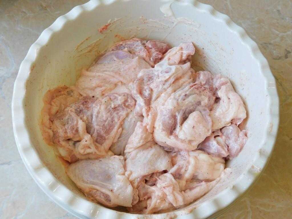 Как приготовить курицу запеченную мраморную: поиск по ингредиентам, советы, отзывы, пошаговые фото, подсчет калорий, удобная печать, изменение порций, похожие рецепты