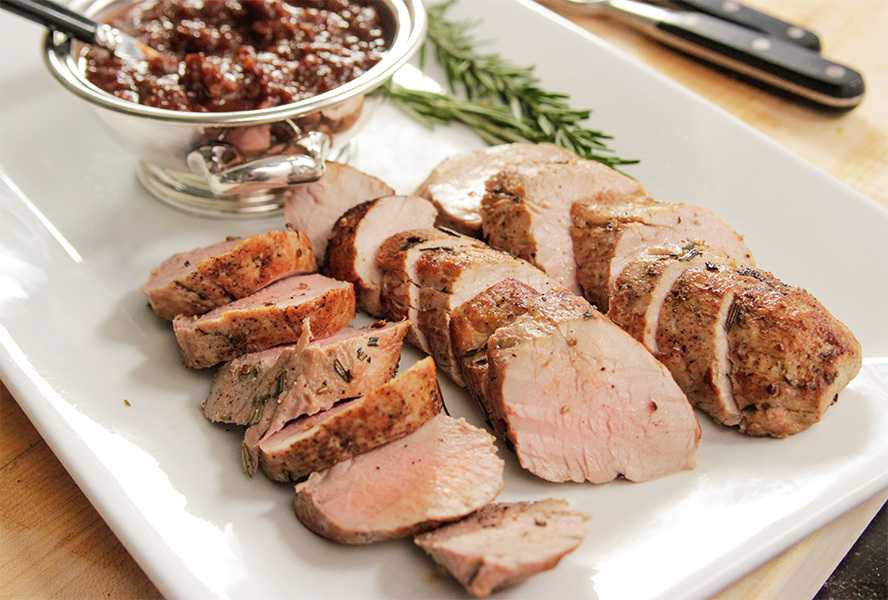 Свиная вырезка в духовке - 10 рецептов запеченного мяса