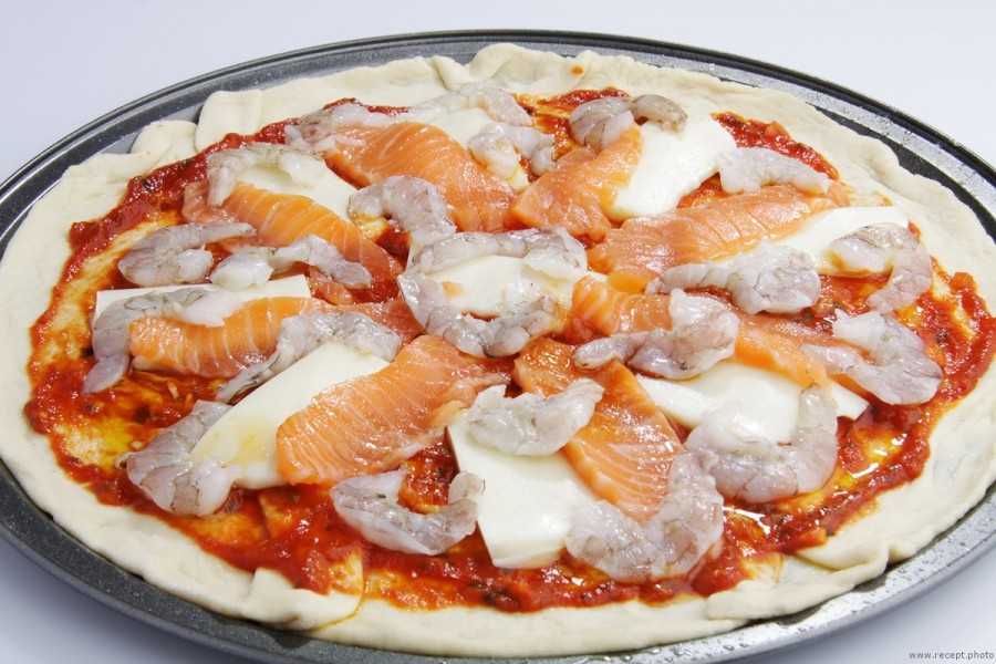 Фантастическая морская пицца в лучших традициях итальянской кухни