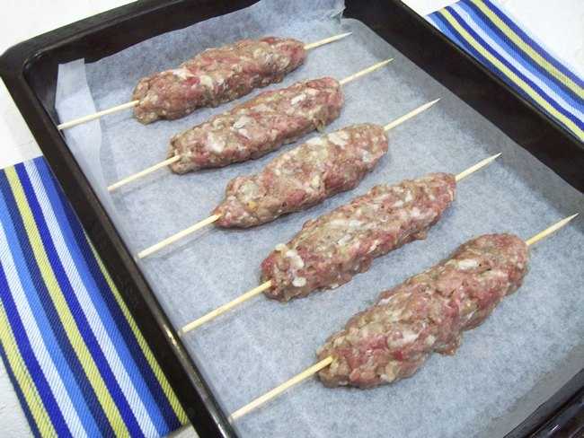 ️люля-кебаб из свинины в домашних условиях в духовке на шпажках: как приготовить – рецепт с фото