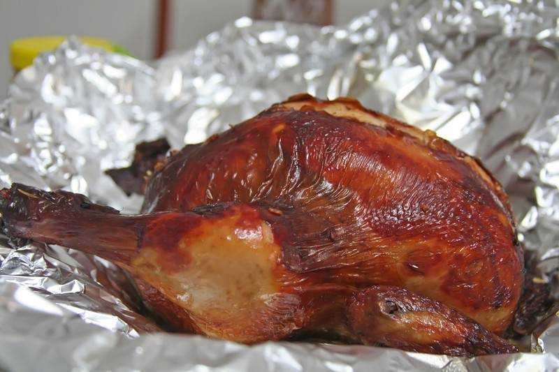 Как запечь курицу в духовке, 5 рецептов с фото пошагово