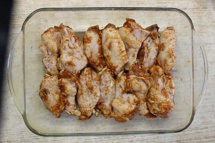 Куриные крылышки в духовке - 41 домашний вкусный рецепт