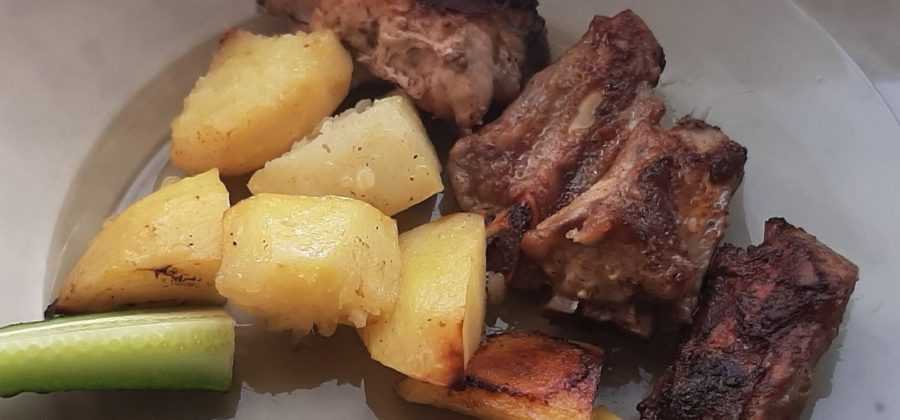 Свиные ребрышки с картошкой в духовке — 8 рецептов