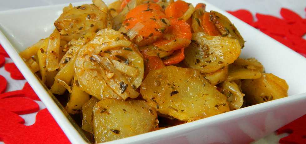 Картошка с овощами в духовке: 3 рецепта с пошаговым фото
