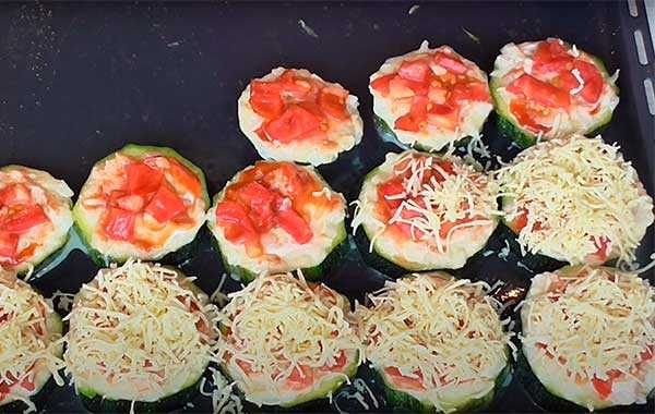 Кабачки запеченные с помидорами и сыром в духовке рецепт с фото пошагово и видео - 1000.menu