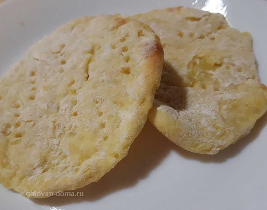 Финские картофельные лепешки в духовке с сыром и без