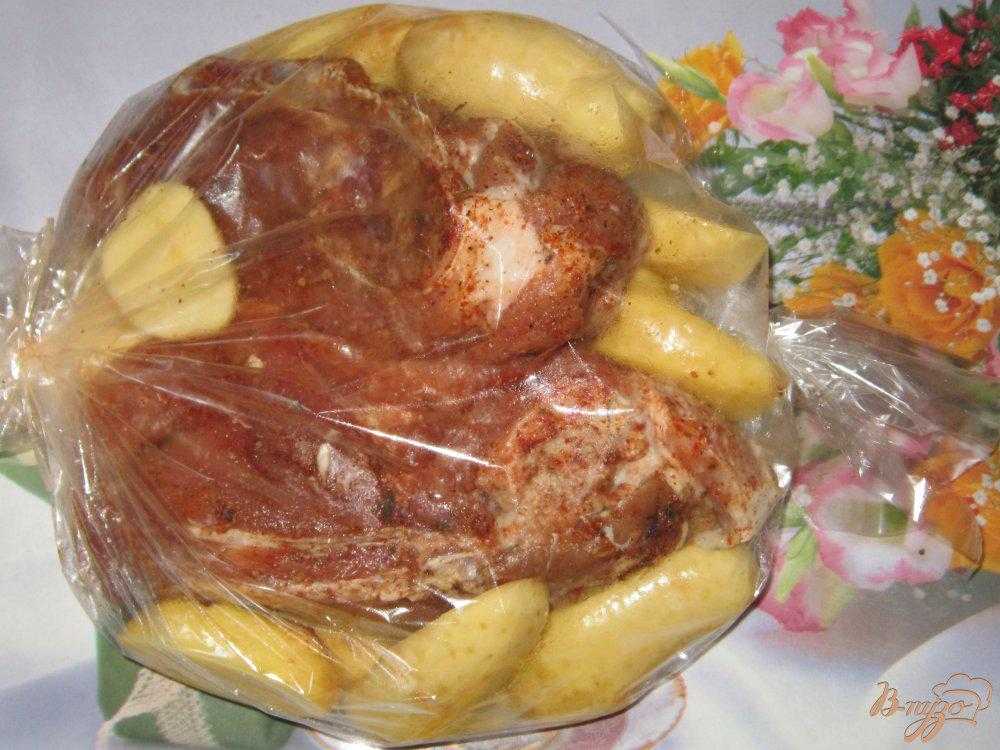 Свинина с картофелем в духовке, рецепты в пакете для запекания