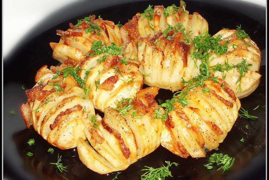 Картошка-гармошка с салом в духовке. пошаговый рецепт с фото