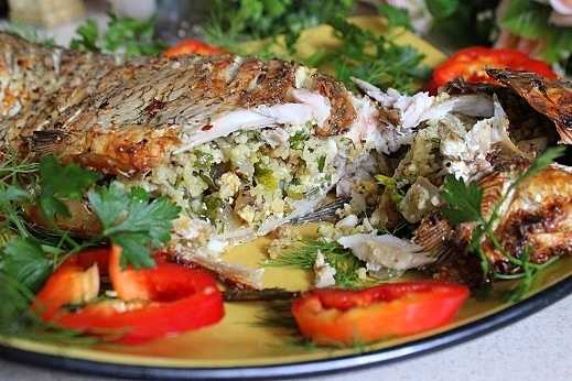 Лещ в духовке (25 фото): рецепты приготовления вкусной фаршированной рыбы в фольге с овощами