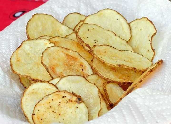 Картофельные чипсы в духовке - 1000.menu