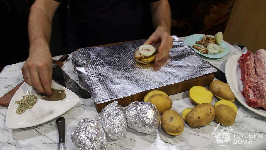 Как приготовить картошку с салом в духовке