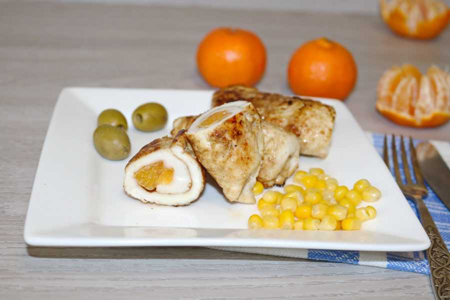 Курица запеченная с мандаринами - 20 рецептов: мясные блюда | foodini