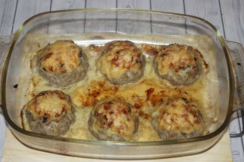 Мясные гнезда из фарша в духовке с начинкой сыром и грибами рецепт с фото пошагово - 1000.menu