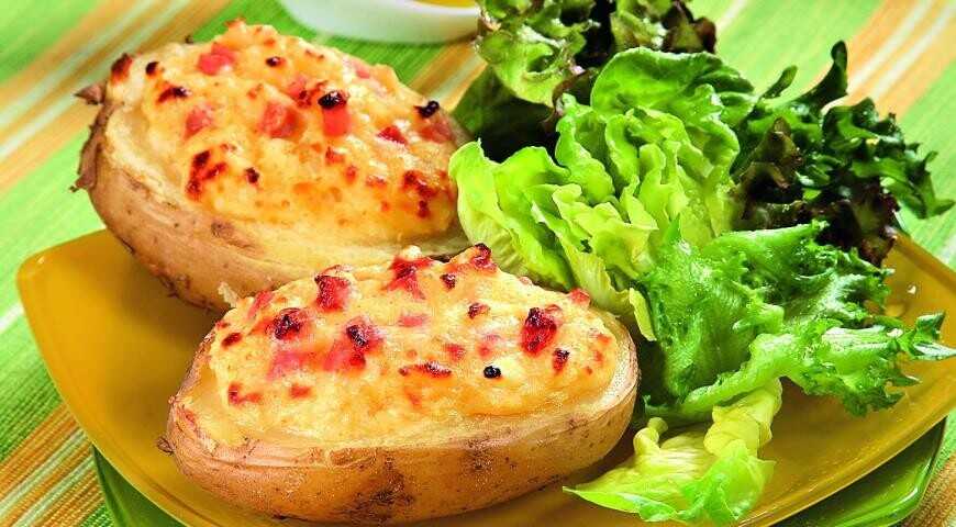 Картофель с ветчиной и сыром в духовке: рецепт и фото