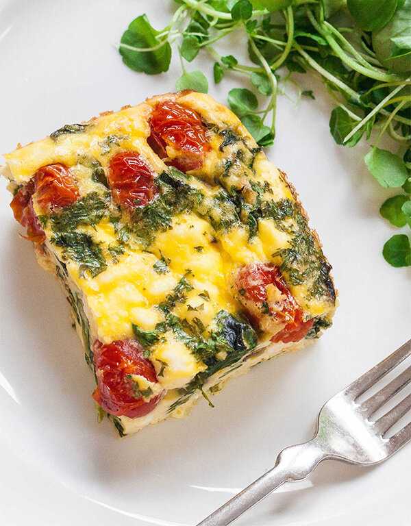 Омлет с сыром: 5 фото-рецептов для быстрого завтрака
