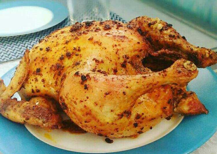 Курица в духовке целиком — 10 самых вкусных рецептов приготовления