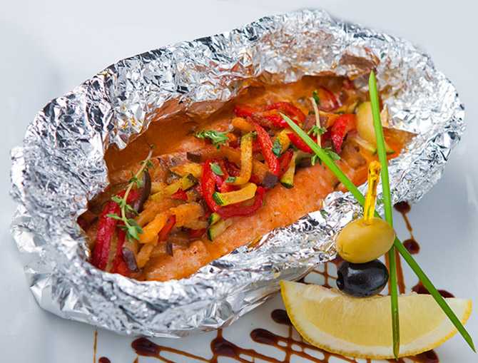 Семга в духовке - лучшие рецепты запекания стейков или филе красной рыбы