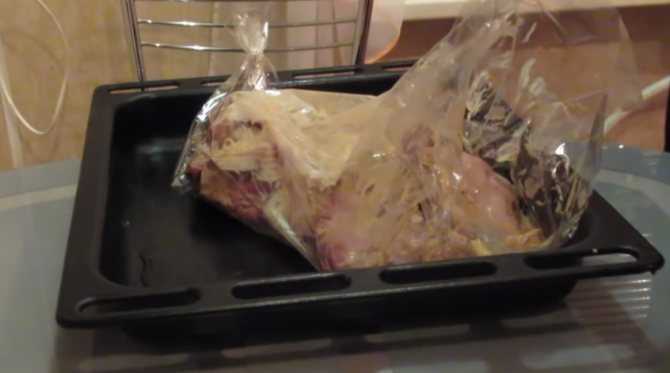 Как приготовить кролика в духовке, чтобы мясо было мягким и сочным: рецепты с фото пошагово