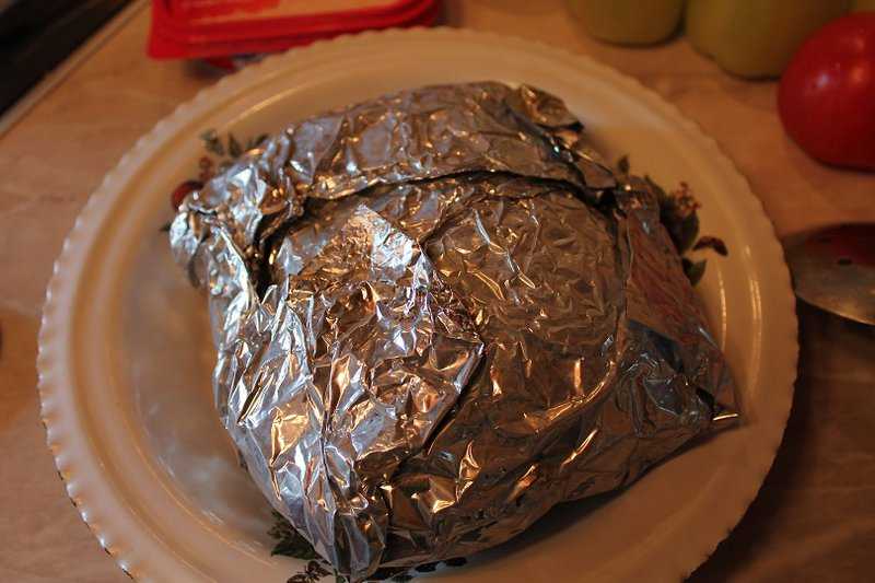 Запеченная телятина в духовке: лучшие рецепты приготовления нежнейшего мяса