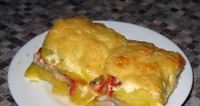 Треска, запечённая с сыром и помидорами - 8 пошаговых фото в рецепте