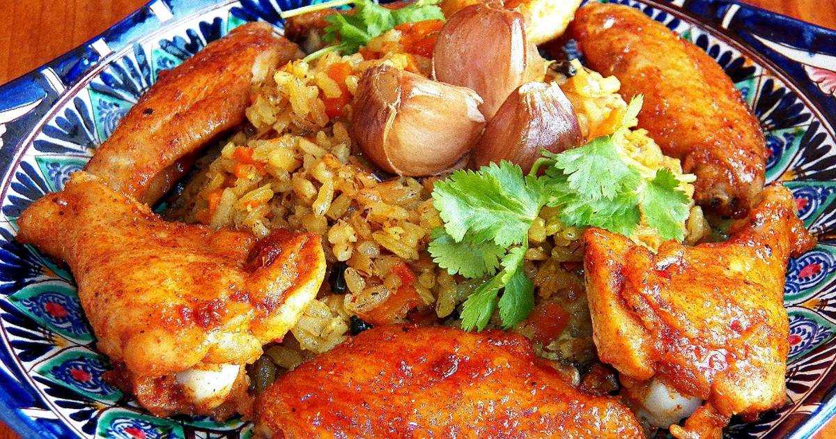 Вкусная курица с рисом в духовке: 8 рецептов