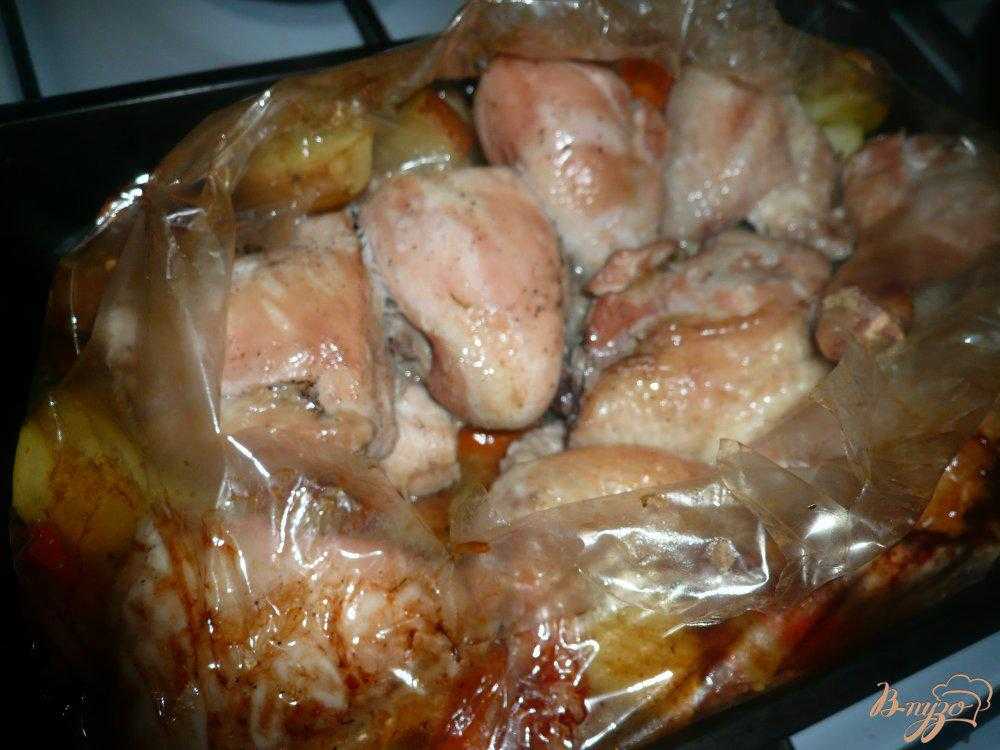 Куриные голени со сметаной и паприкой в рукаве рецепт с фото - 1000.menu