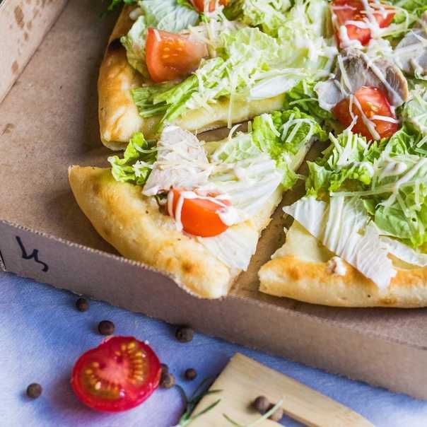 Пицца цезарь – 5 рецептов приготовления в домашних условиях