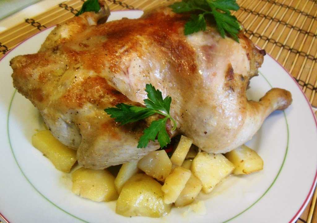 Курица с яблоками в духовке рецепт с фото готовим дома