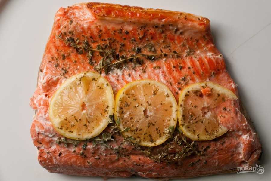 Лосось, запеченный в духовке в фольге, 8 рецептов, как приготовить рыбу сочной и вкусной