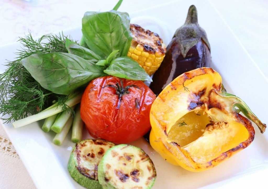 Запеченные овощи в духовке — 2 лучших рецепта с фото пошагово