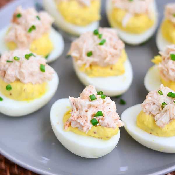 Фаршированные яйца: топ-5 рецептов, кулинарные советы