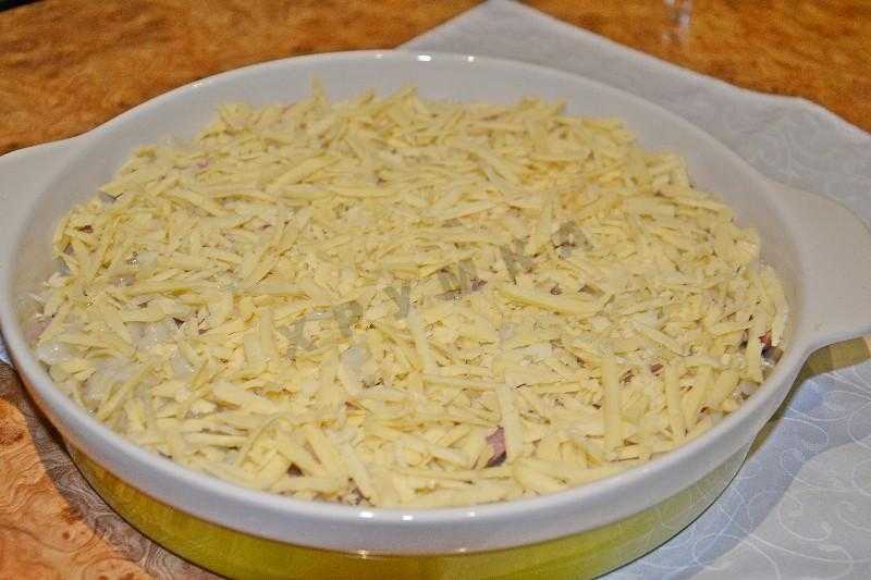 Запеканка из макарон в духовке, рецепты с сосисками и сыром