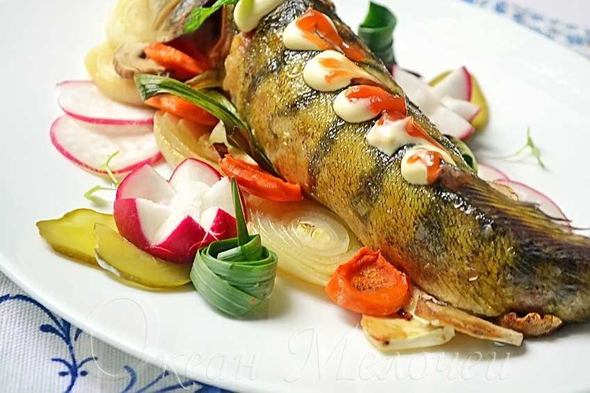 Стейк из лосося в духовке: 9 популярных рецептов