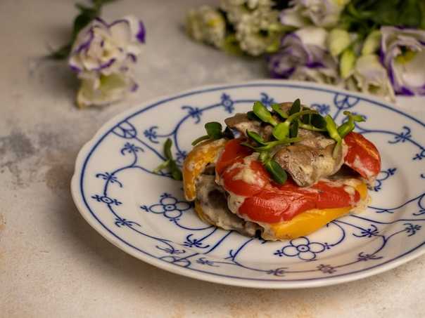 Картошка запеченная в сметане в духовке рецепт с фото пошагово – 1000.menu