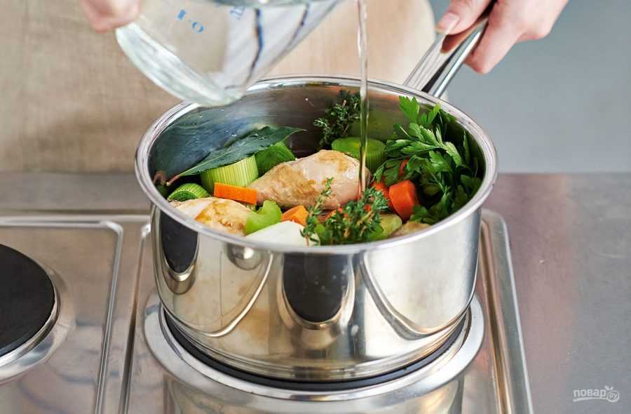 Топ-4 простых рецепта из спаржи: салат, крем-суп, пирог, гарнир