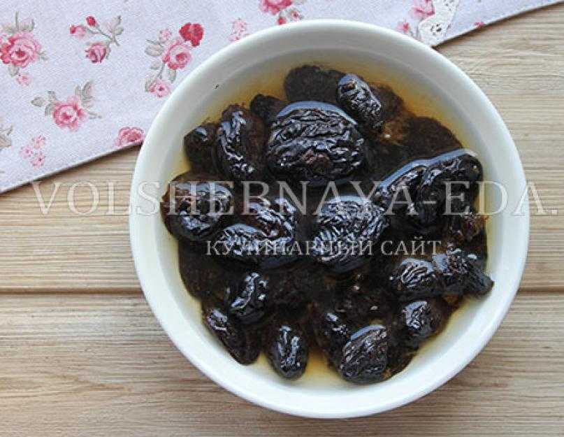 Рецепт приготовления чернослива с грецкими орехами в сметане
