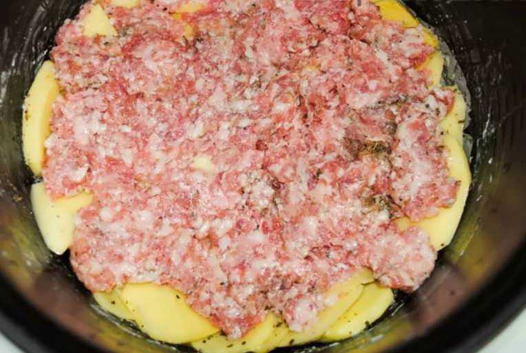 Картофельная запеканка с фаршем в мультиварке 🥝 рецепт блюда из картофеля и мяса с сыром, фото