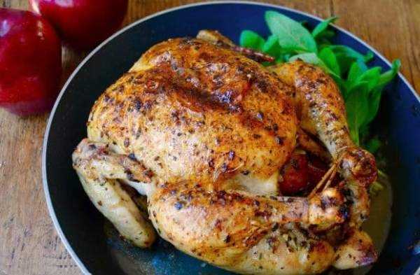 Курица с яблоками в духовке – это вам не шутка! рецепты ароматной курицы с яблоками в духовке: целиком и кусочками