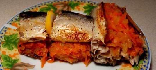 Скумбрия с морковью – невероятно вкусная рыбка. рецепты скумбрии с морковью: в духовке, тушеной, запеченной, маринованной