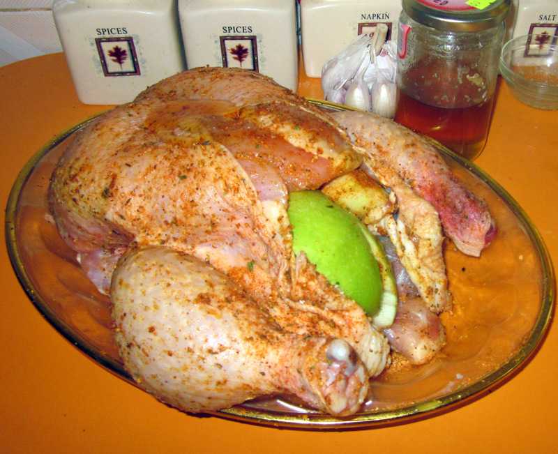 Курица в микроволновке - вкусные и быстрые способы запекания