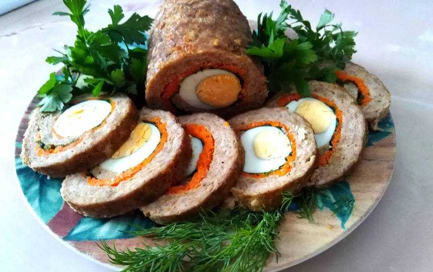 Мясной рулет с яйцом в духовке — лучшие рецепты из фарша
