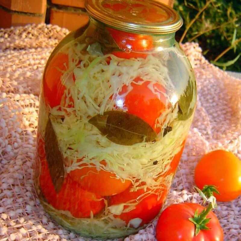 Как приготовить помидоры с капустой малосольные