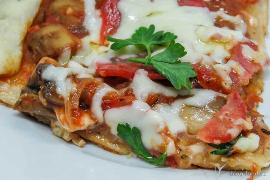 Мини-пицца – 3 простых и вкусных рецепта в духовке