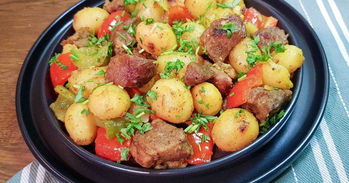 Как готовится в духовке картошка с овощами: рецепты, ингредиенты